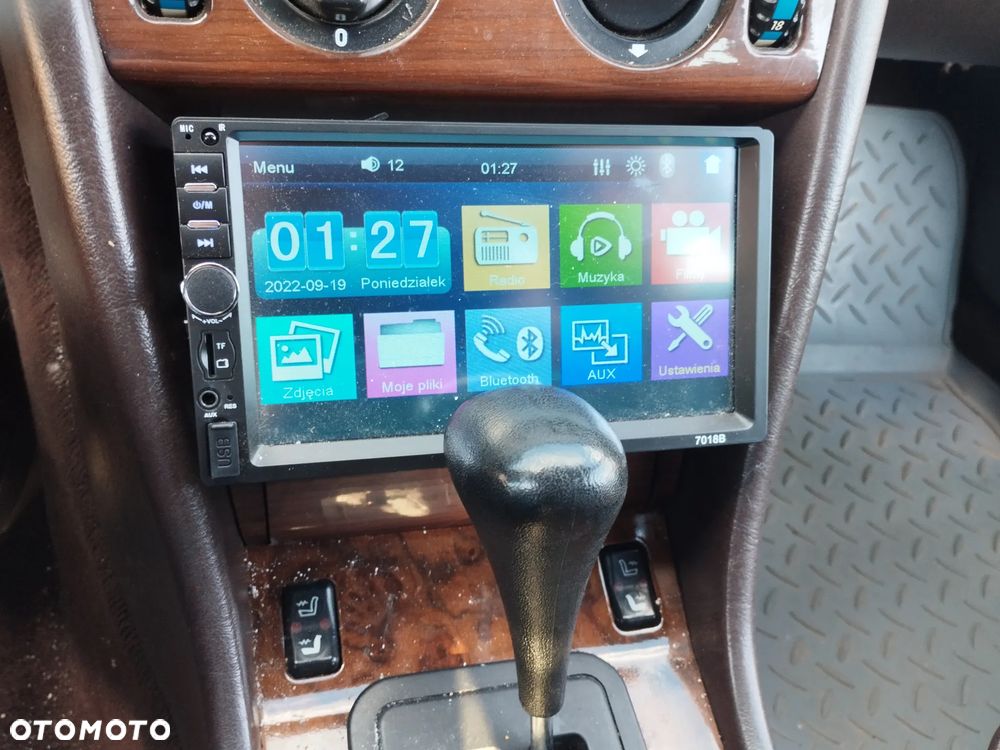 Mercedes-Benz W124 (1984-1993) - 27