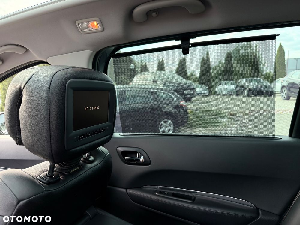 Peugeot 5008 1.6 THP Business Line 7os - 19