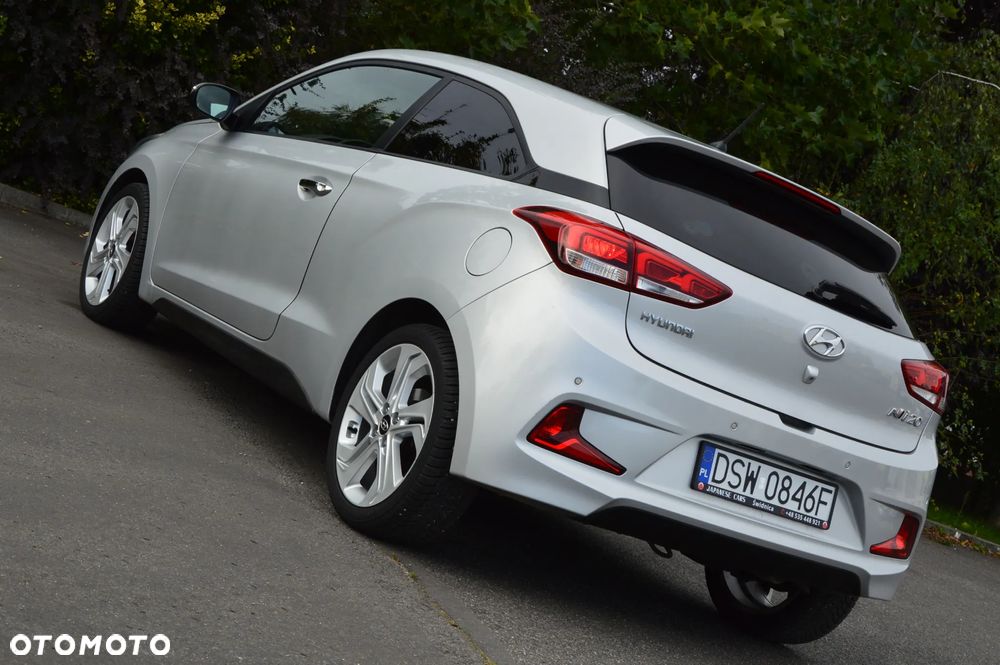 Hyundai i20 1.4 Premium - 21
