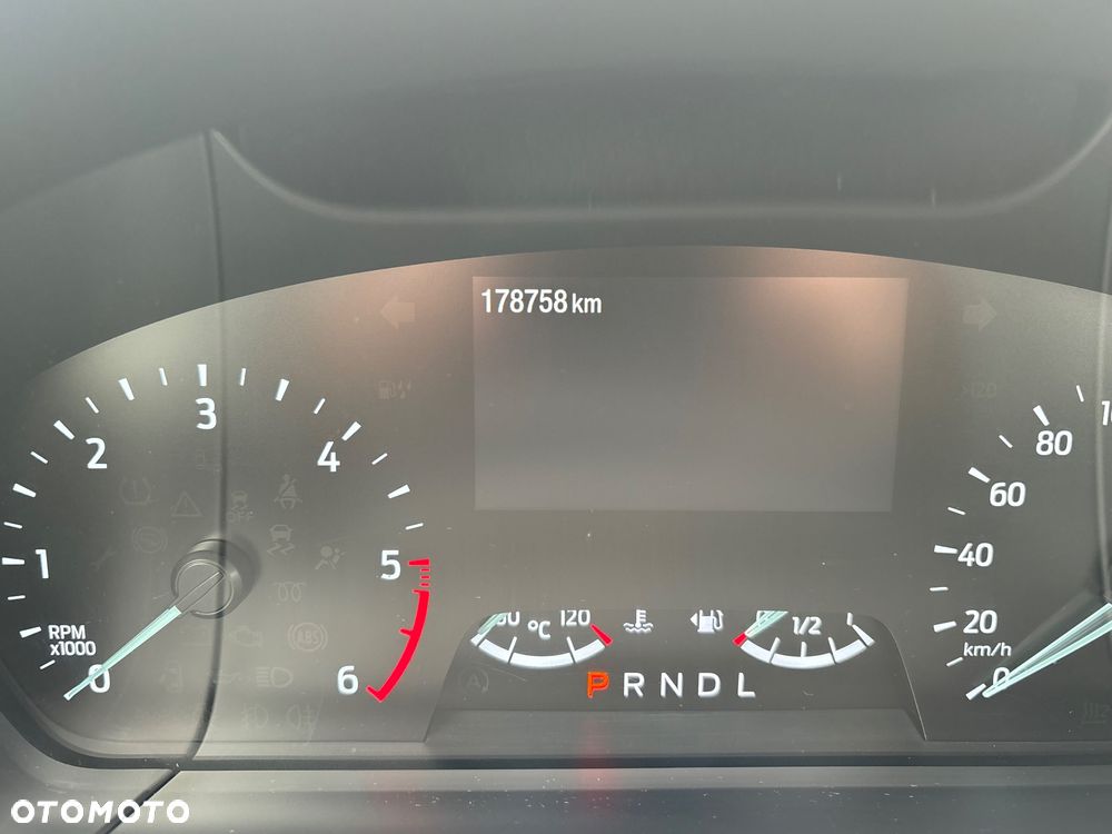 Ford Kuga 2.0 TDCi AWD Trend - 39