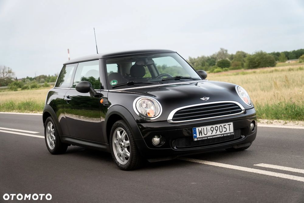 MINI Cooper Standard - 5