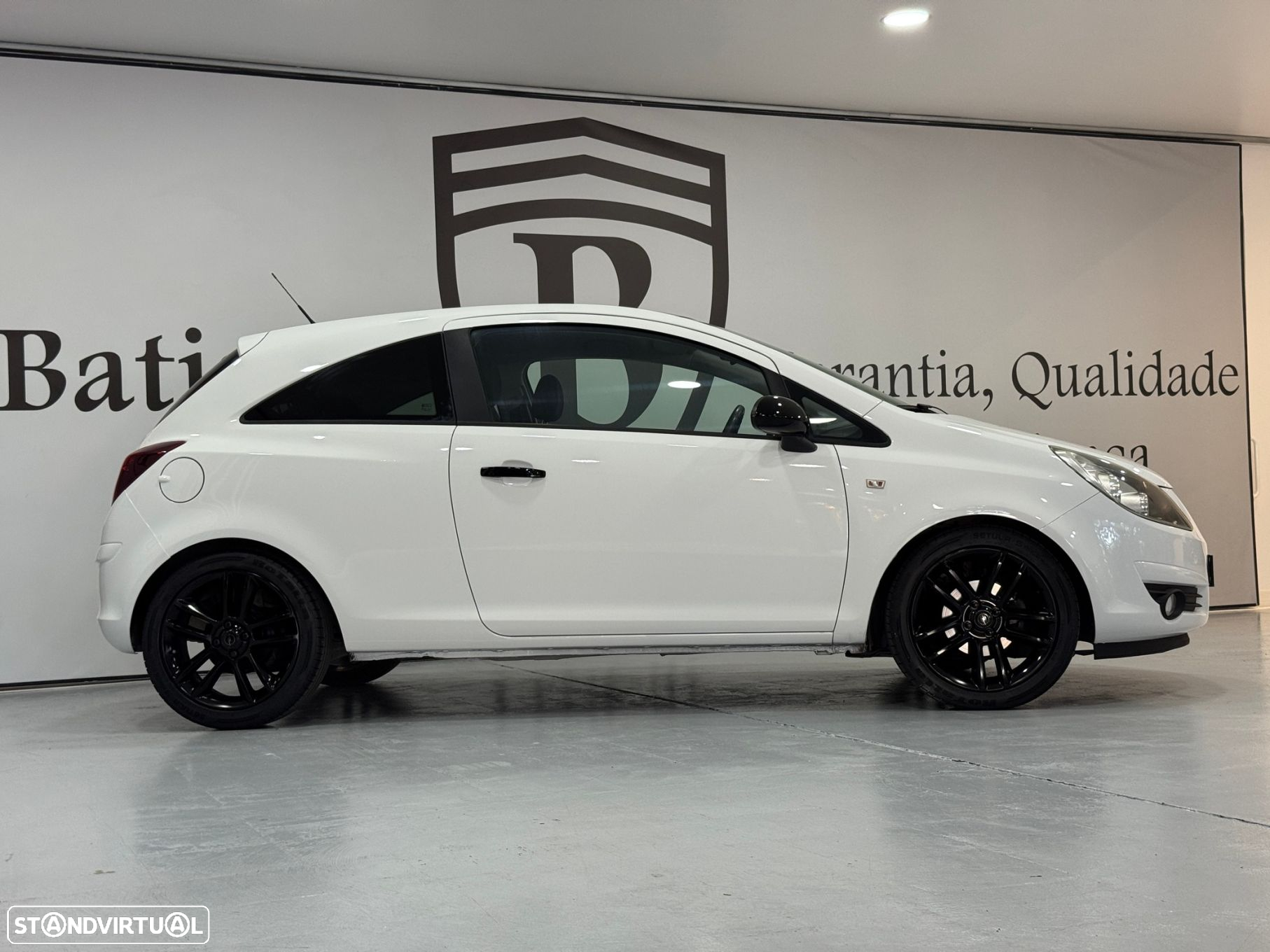 Opel Corsa 1.2 Black Edition - 7