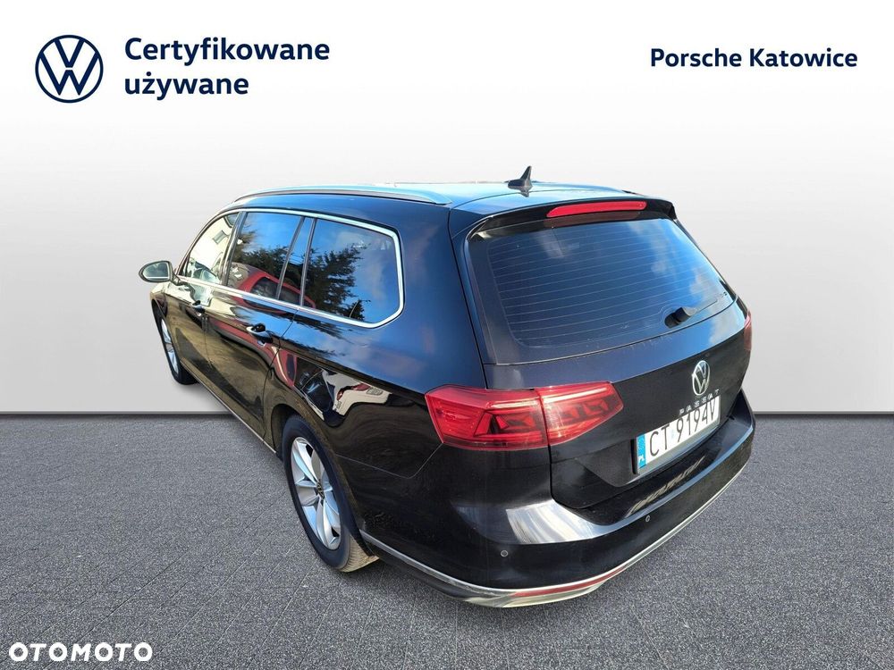 Volkswagen Passat Variant 2.0 TDI Elegance DSG - 6