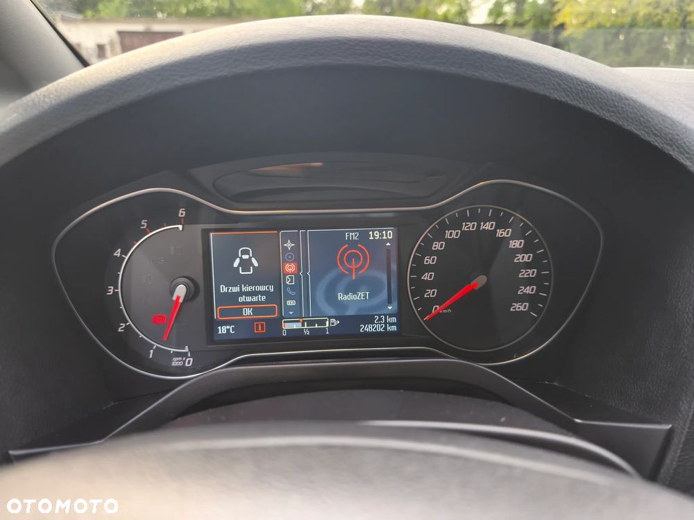 Ford S-Max 2.0 TDCi DPF Titanium X - 17