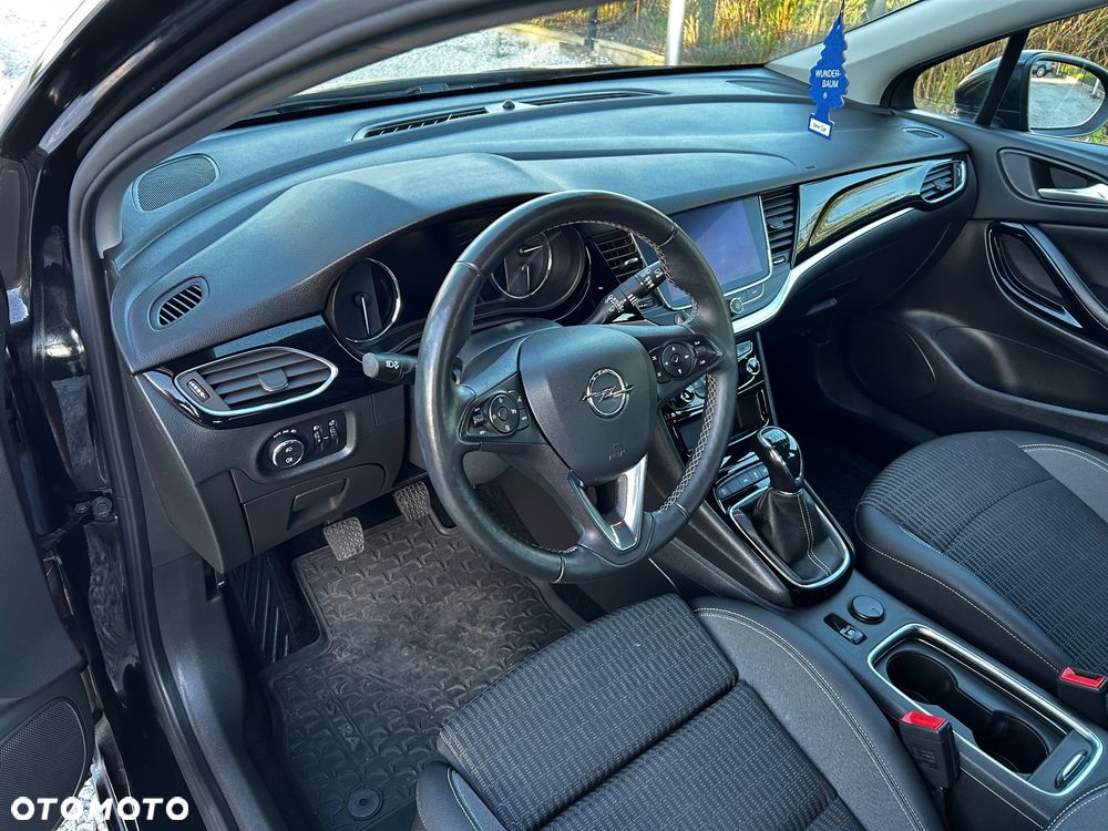Opel Astra 1.2 Turbo Business Edition - 24