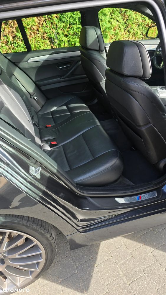 BMW Seria 5 535d Sport-Aut - 30