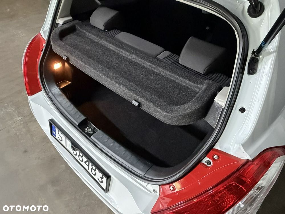 Suzuki Swift - 21