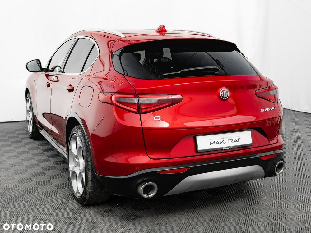 Alfa Romeo Stelvio 2.0 Turbo 6C Villa D'este Q4 - 5