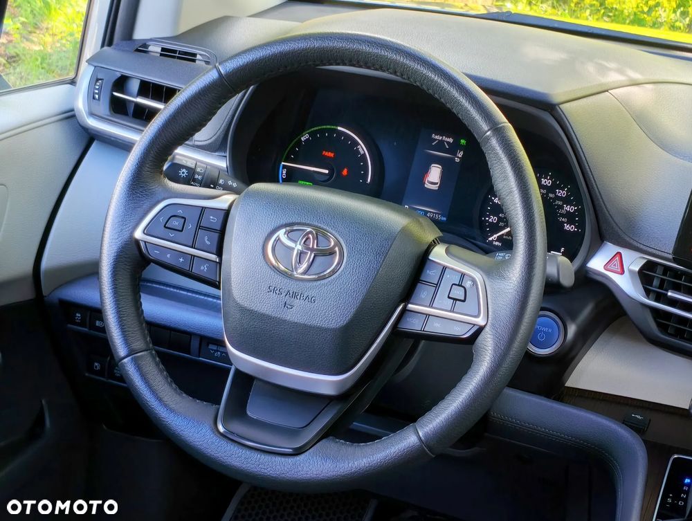 Toyota Sienna - 14