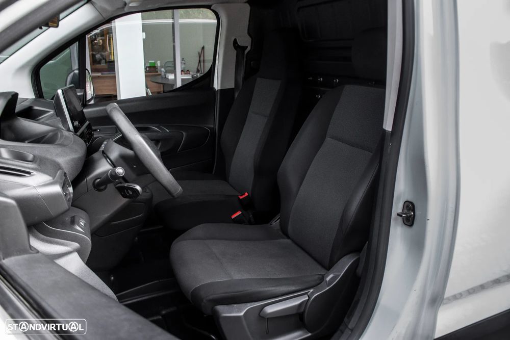 Peugeot Partner BlueHDi 100 L2 Cabine Dupla - 24