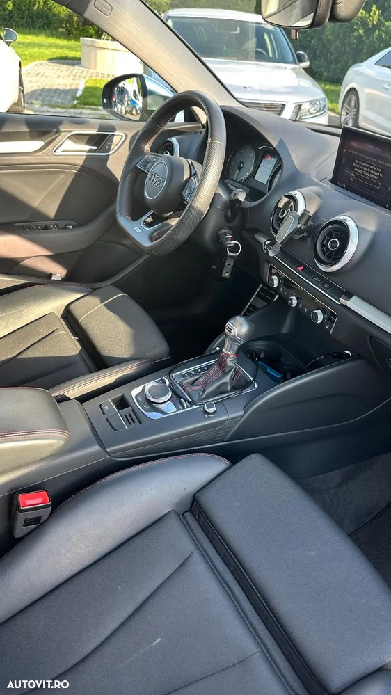 Audi S3 2.0 TFSI quattro S tronic - 17