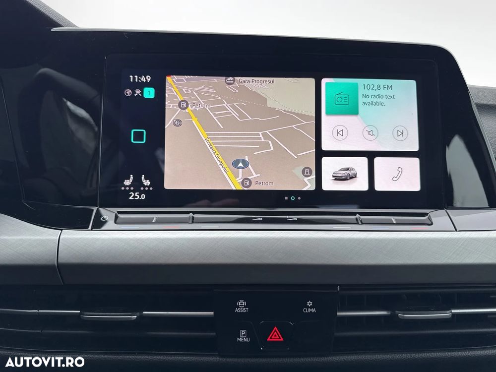 Volkswagen Golf 1.5 eTSI ACT DSG MHEV Life - 24