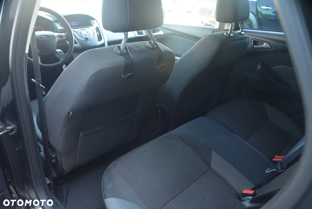Ford Focus - 14