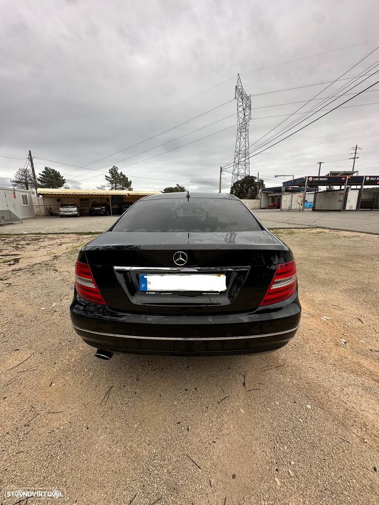 Mercedes-Benz C 220 CDI DPF Coupe (BlueEFFICIENCY) - 9