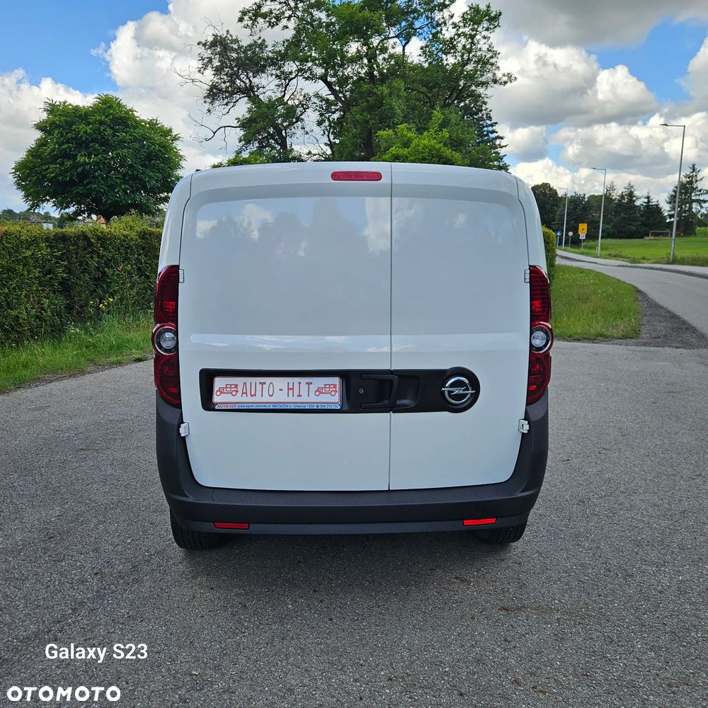 Opel COMBO - 12