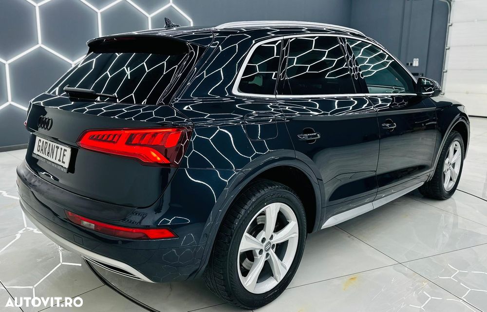 Audi Q5 40 TDI quattro S tronic sport - 4