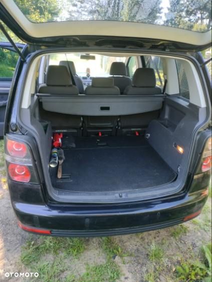 Volkswagen Touran 1.4 TSI Comfortline - 4