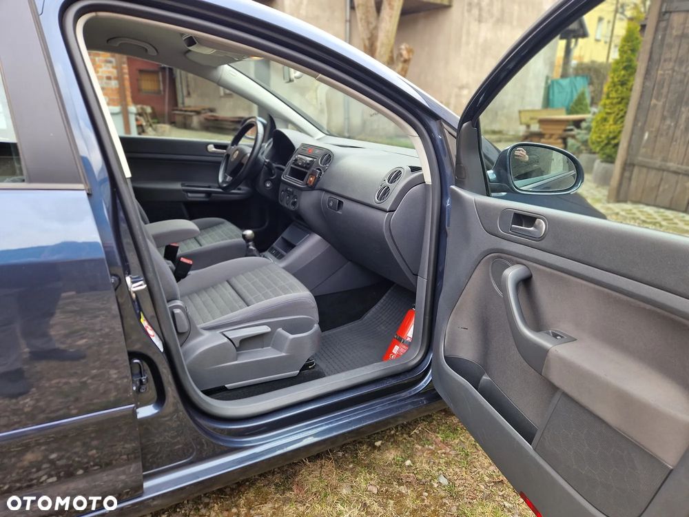 Volkswagen Golf Plus - 11