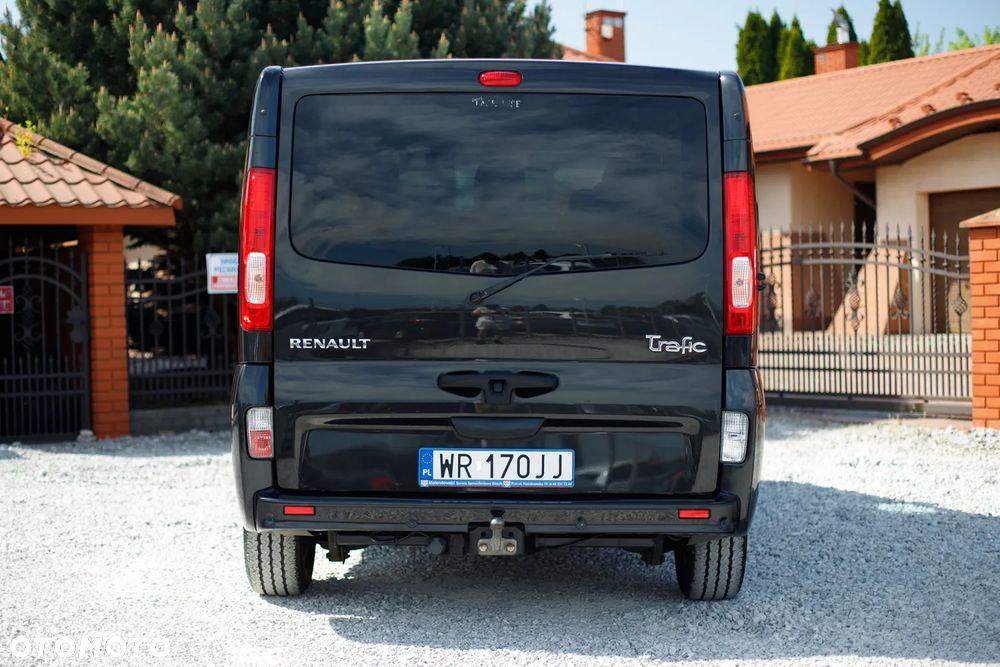 Renault Trafic Grand Passenger Black Edition - 8