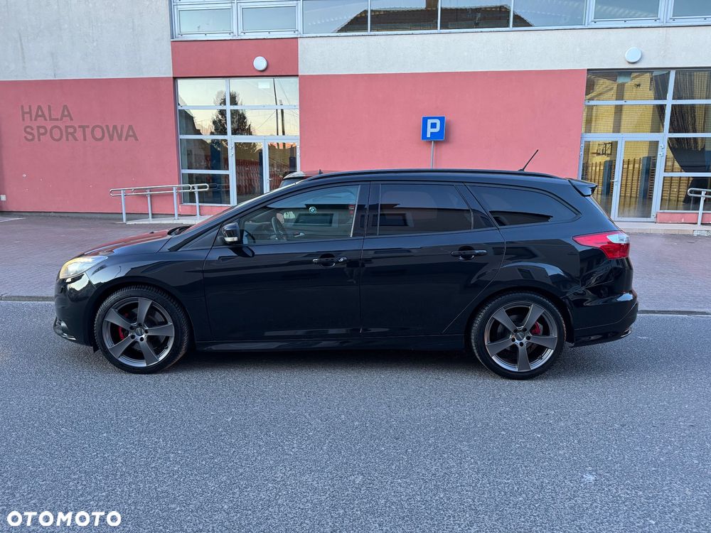 Ford Focus 2.0 EcoBoost ST mit Leder-Sport-Paket - 7