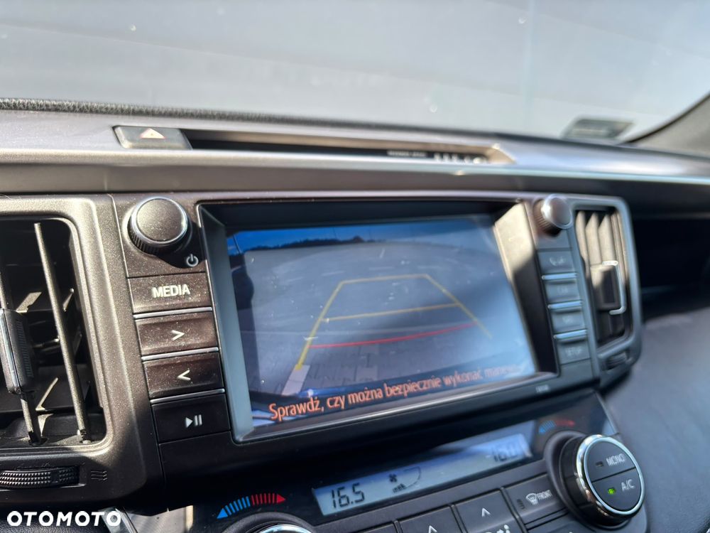 Toyota RAV4 Hybrid Prestige 4x4 - 26
