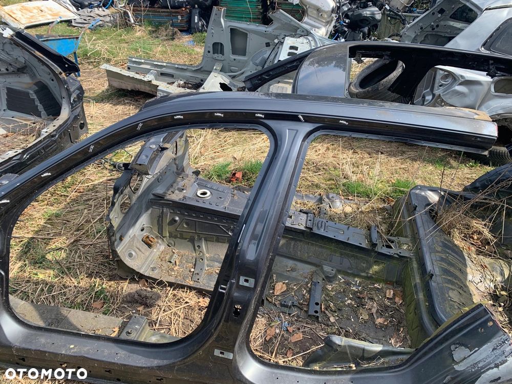 ĆWIARTKA LEWA PRAWA STRONA RANT DACHU BMW 3 F31 - 8