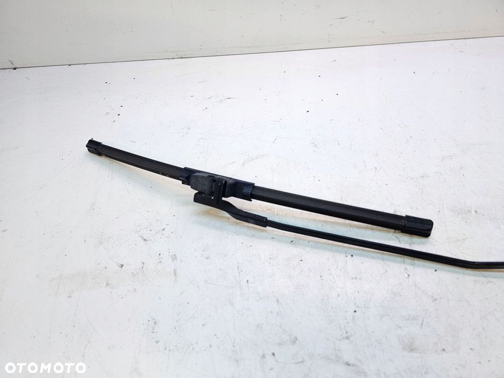 RAMIĘ WYCIERACZKI PRAWE AUDI A3 8P 8P1955410D - 4