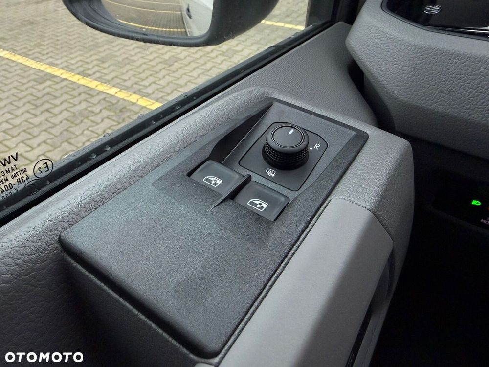 Volkswagen Crafter 35 2.0 TDI L4H3 4490 140 KM - 25