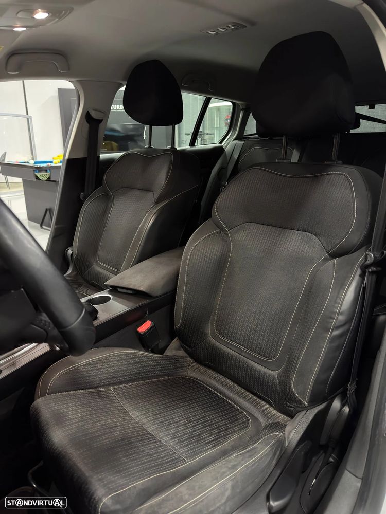 Renault Mégane 1.6 dCi Limited - 9