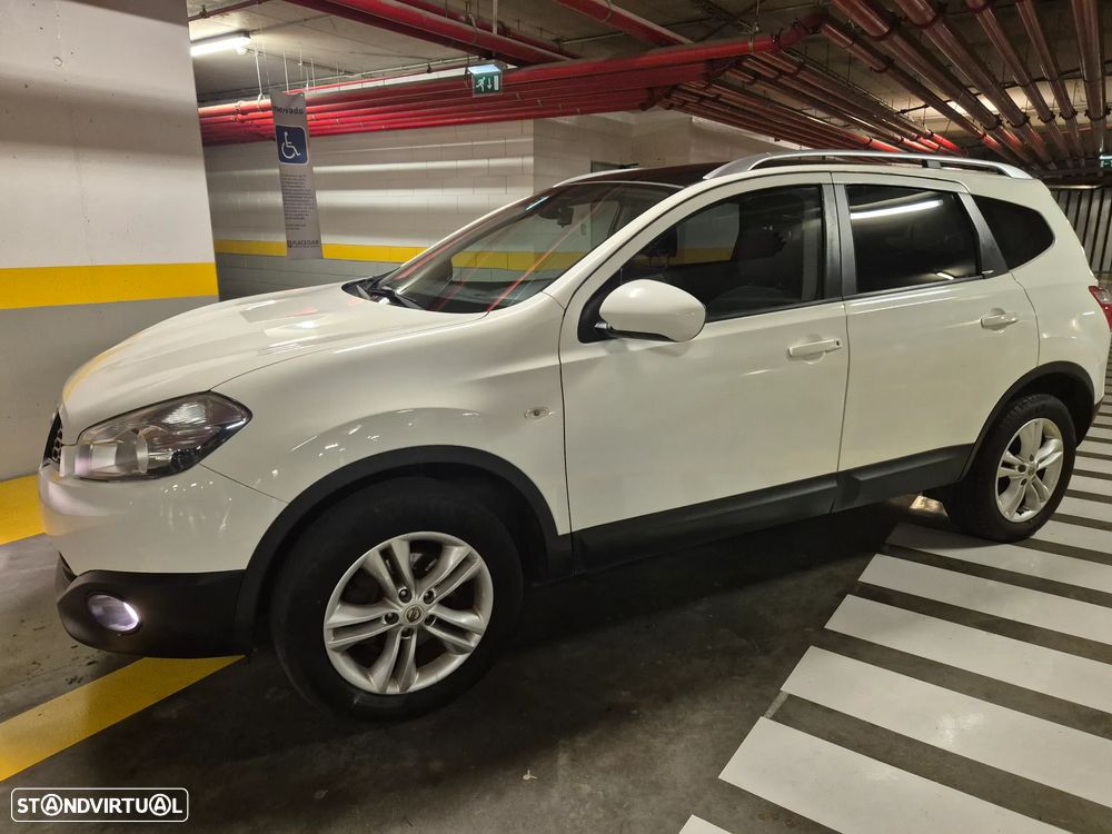 Nissan Qashqai +2 1.5 dCi Tekna Premium 17 - 2