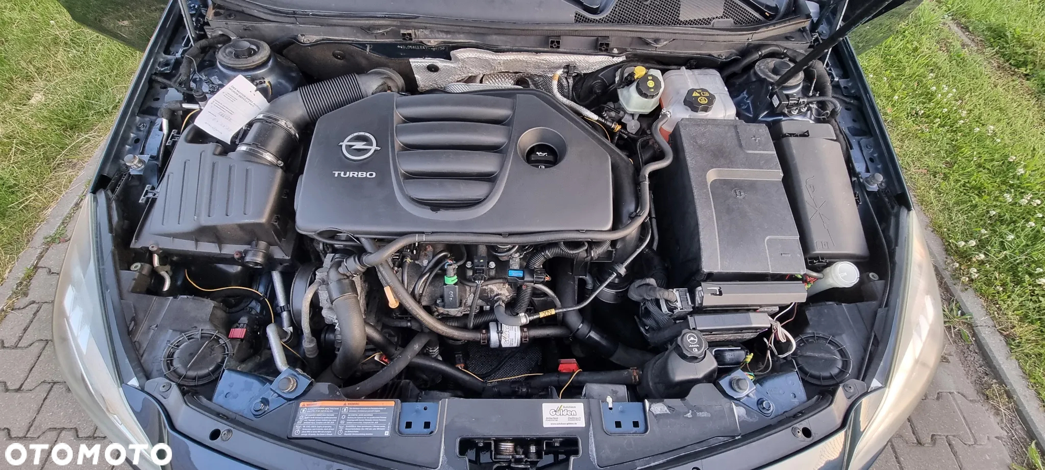 Opel Insignia - 11