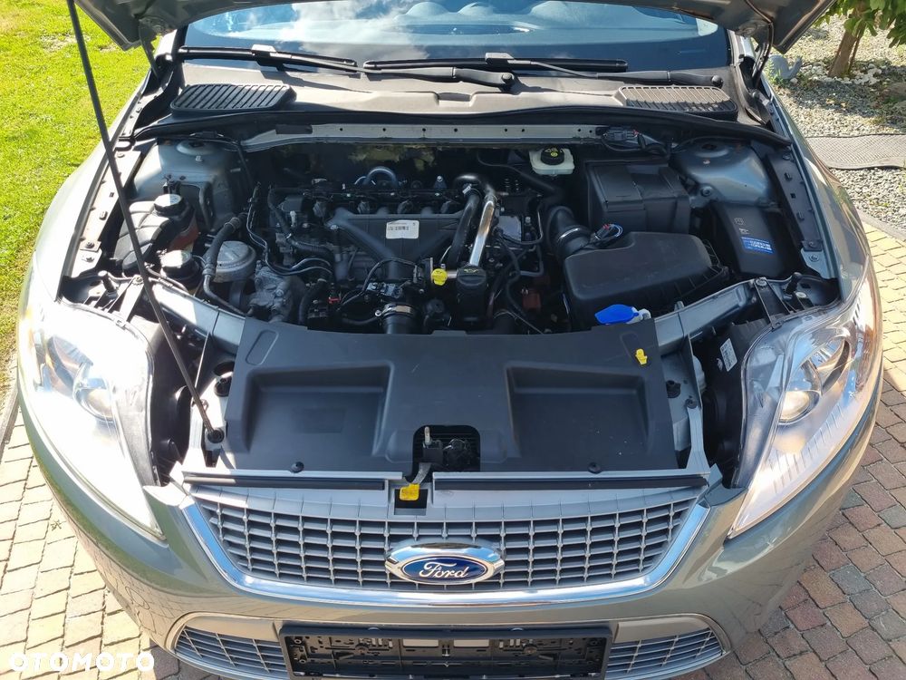 Ford Mondeo - 12