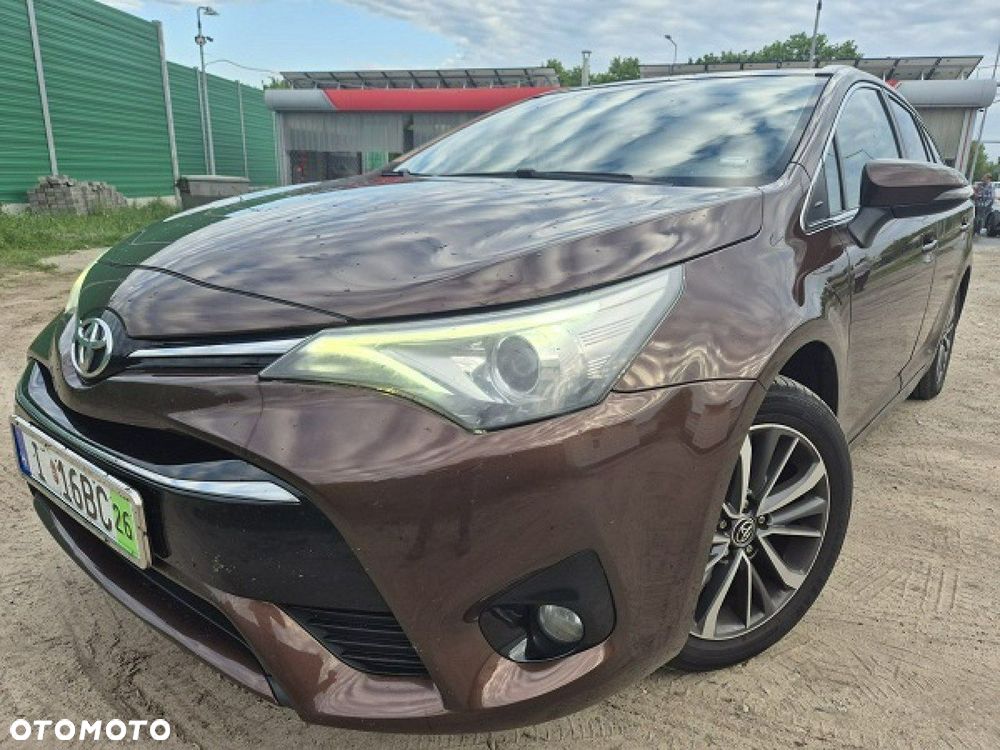 Toyota Avensis - 2