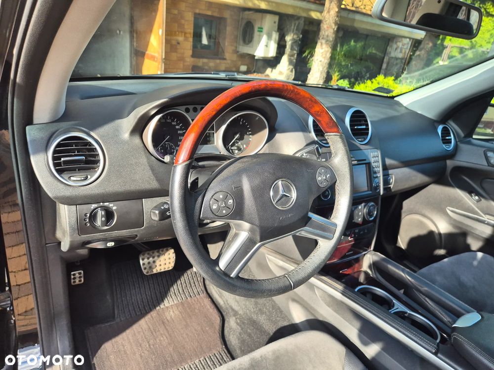 Mercedes-Benz ML 320 CDI 4-Matic - 12