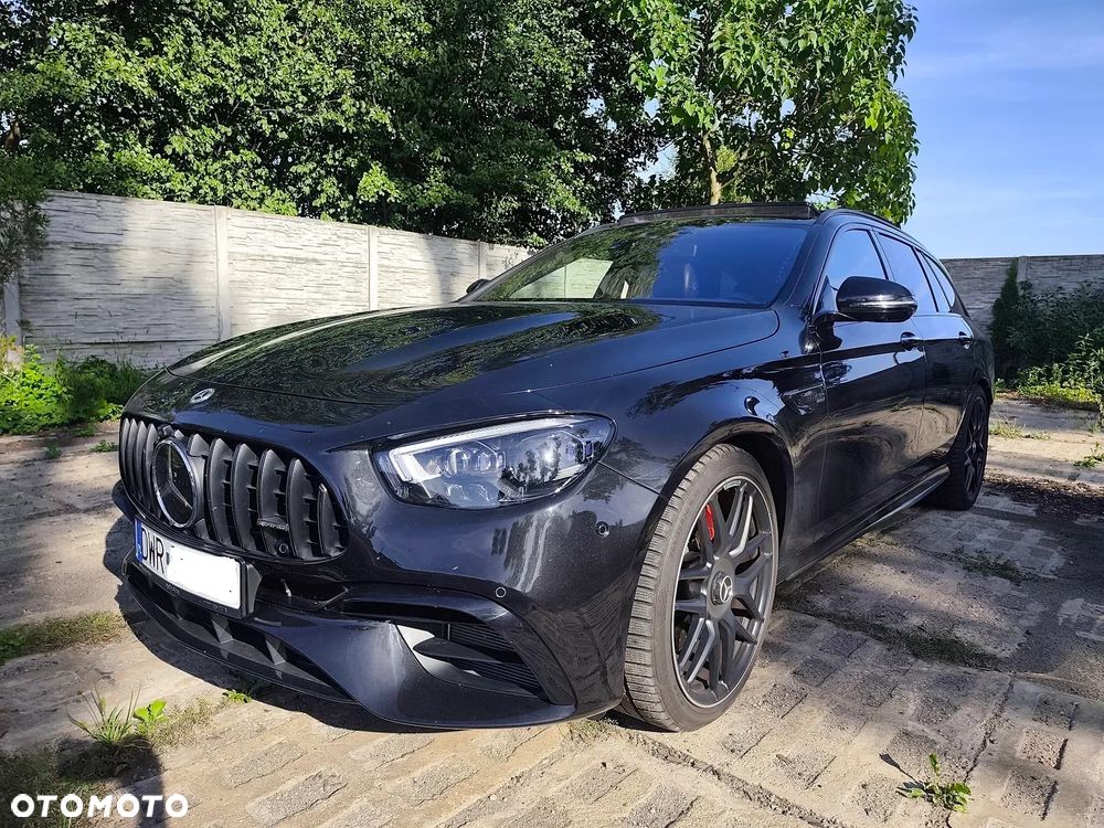 Mercedes-Benz Klasa E AMG 63 S 4Matic+ AMG Speedshift MCT-9G - 1