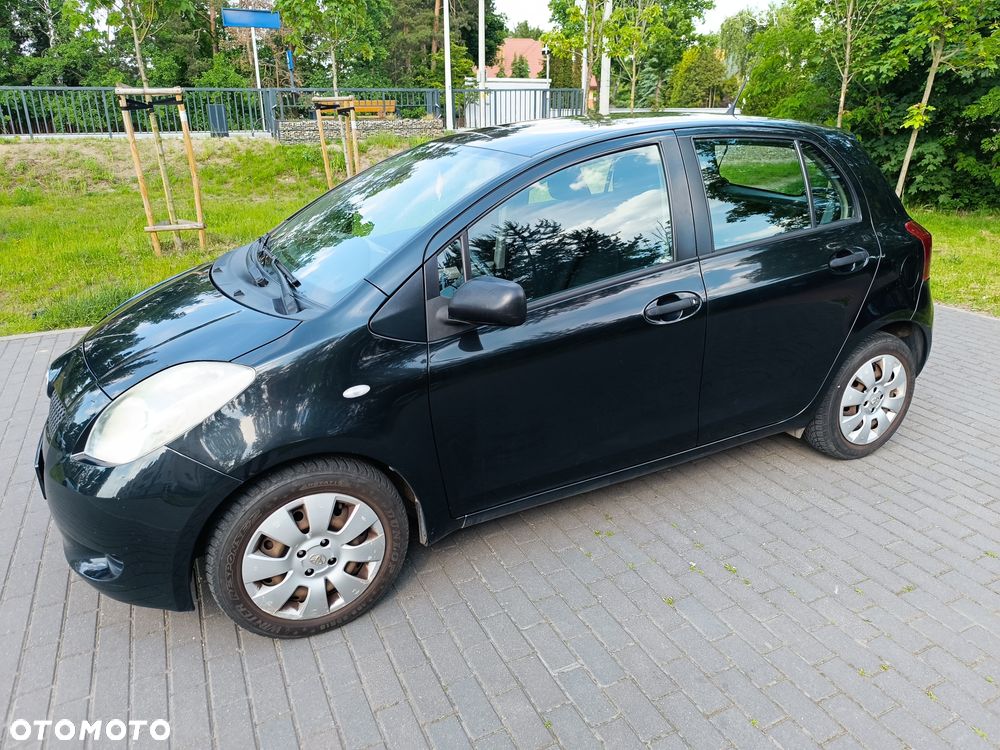 Toyota Yaris 1.3 Sol - 7