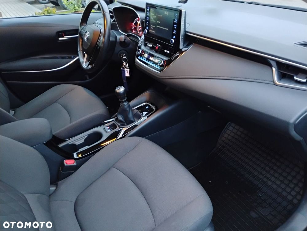 Toyota Corolla - 5