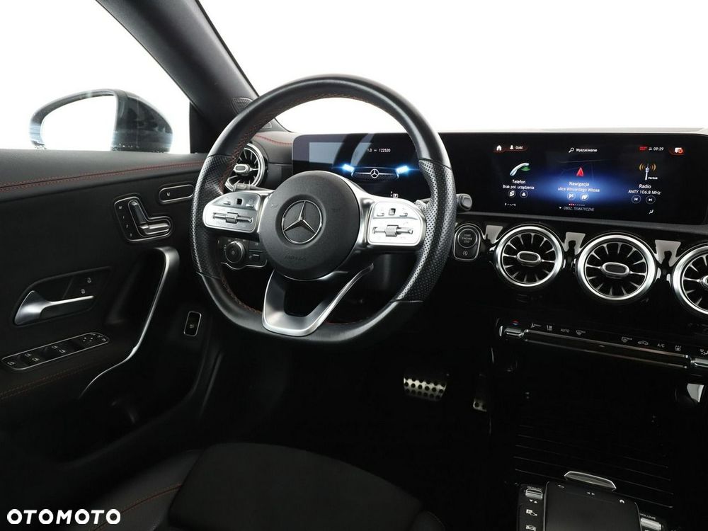 Mercedes-Benz CLA 200 d 8G-DCT AMG Line - 17
