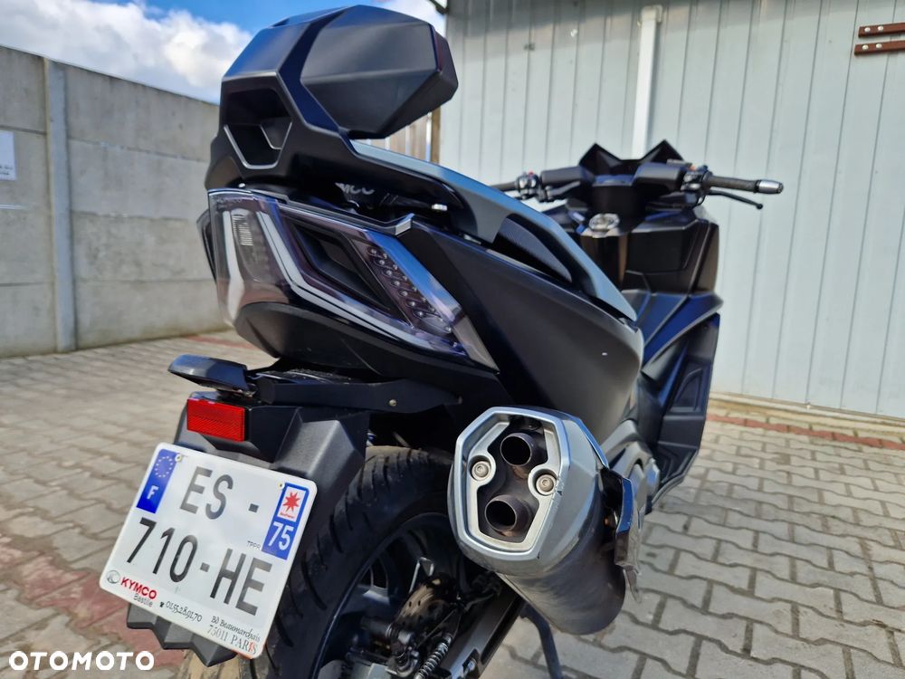 Kymco AK 550 - 25