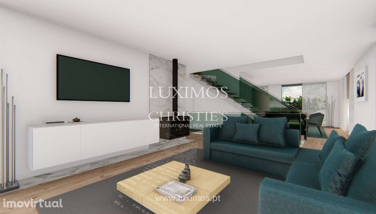 Moradia V4 com piscina e jardim, para venda, na Madalena, Gaia - Grande imagem: 3/21