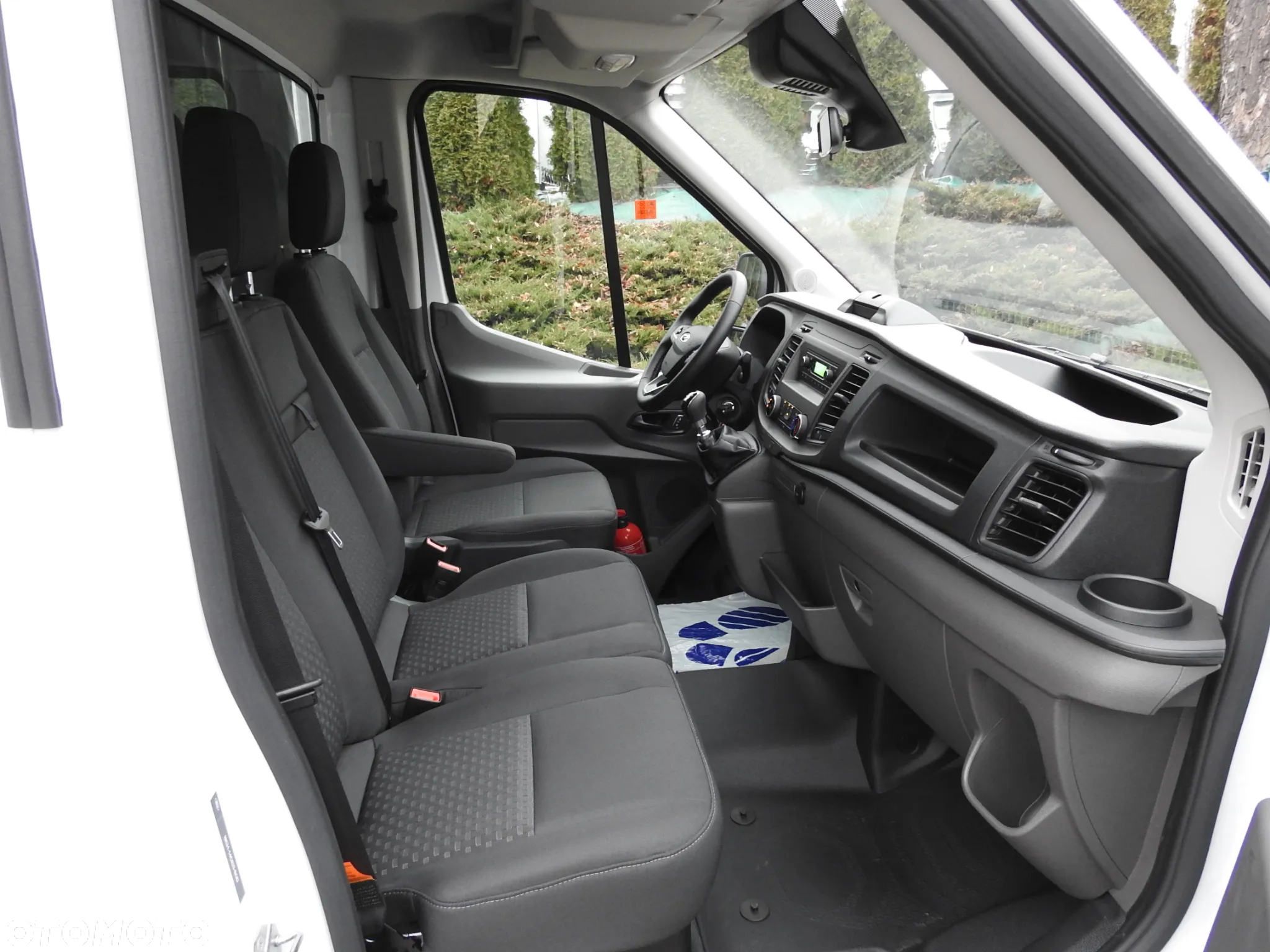 Ford TRANSIT NOWY PLANDEKA WINDA 8 PALET TEMPOMAT KLIMATYZACJA ASO 130KM [ B43455 ] - 40