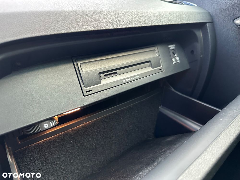 Skoda Octavia 1.6 TDI (Green tec) Joy - 27