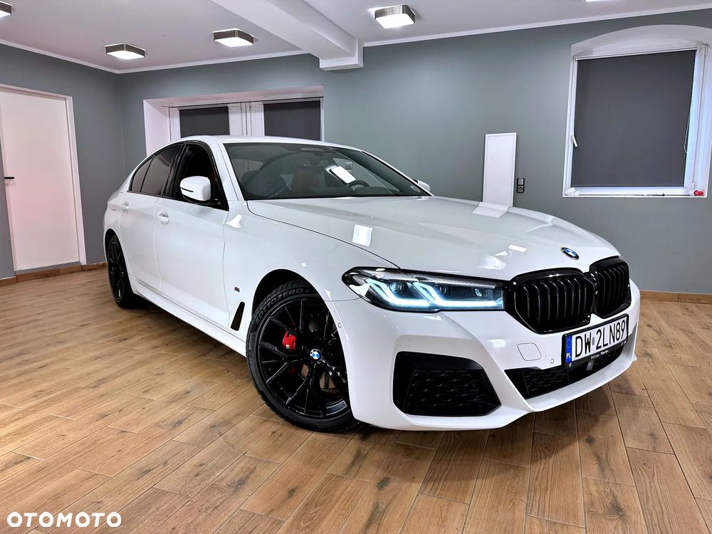 BMW Seria 5 520d xDrive MHEV M Sport sport - 17
