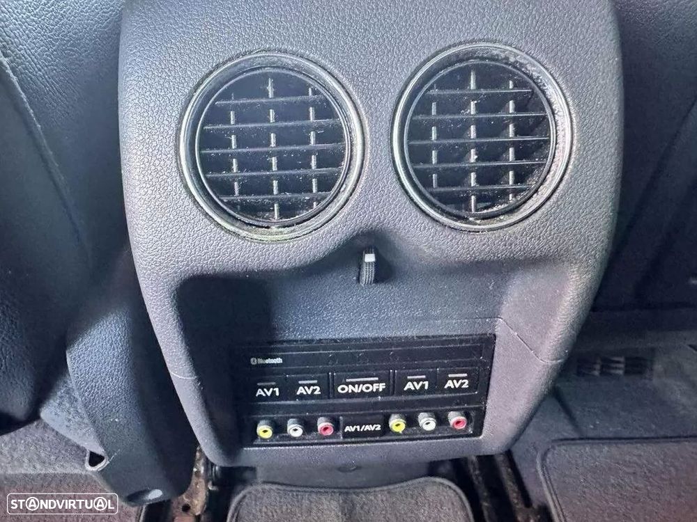 Peugeot 3008 2.0 HDi Hybrid4 - 17