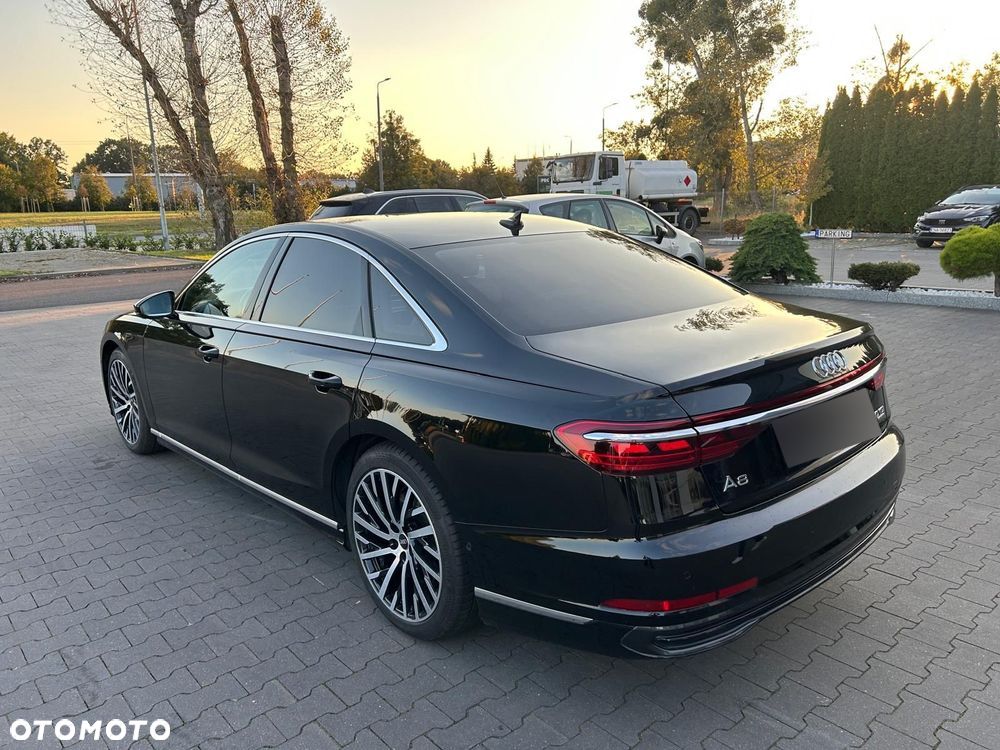 Audi A8 - 3
