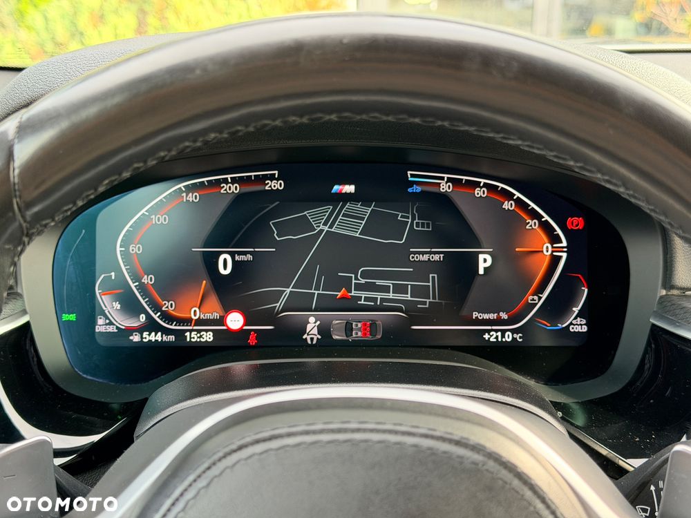 BMW Seria 5 520d xDrive mHEV M Sport sport - 37