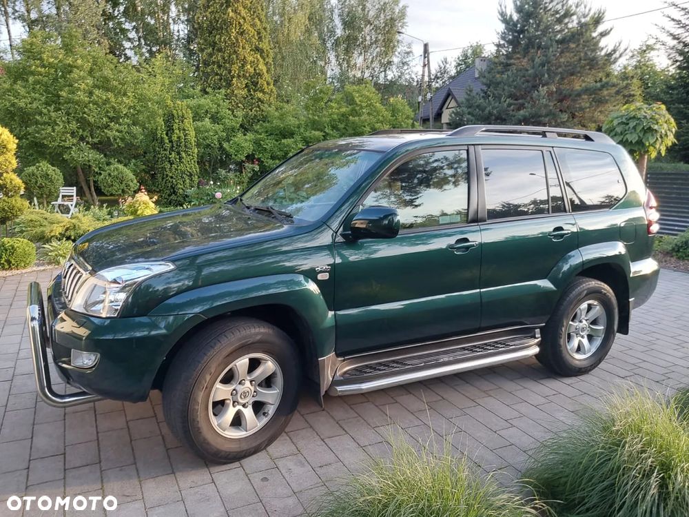 Toyota Land Cruiser - 37