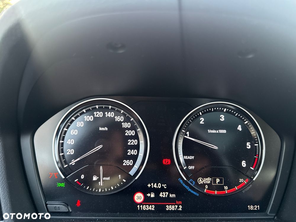 BMW X1 xDrive20d Sport Line - 25