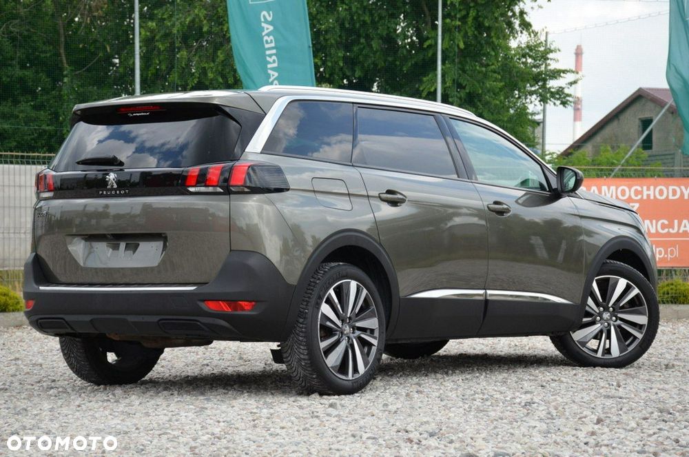 Peugeot 5008 - 19
