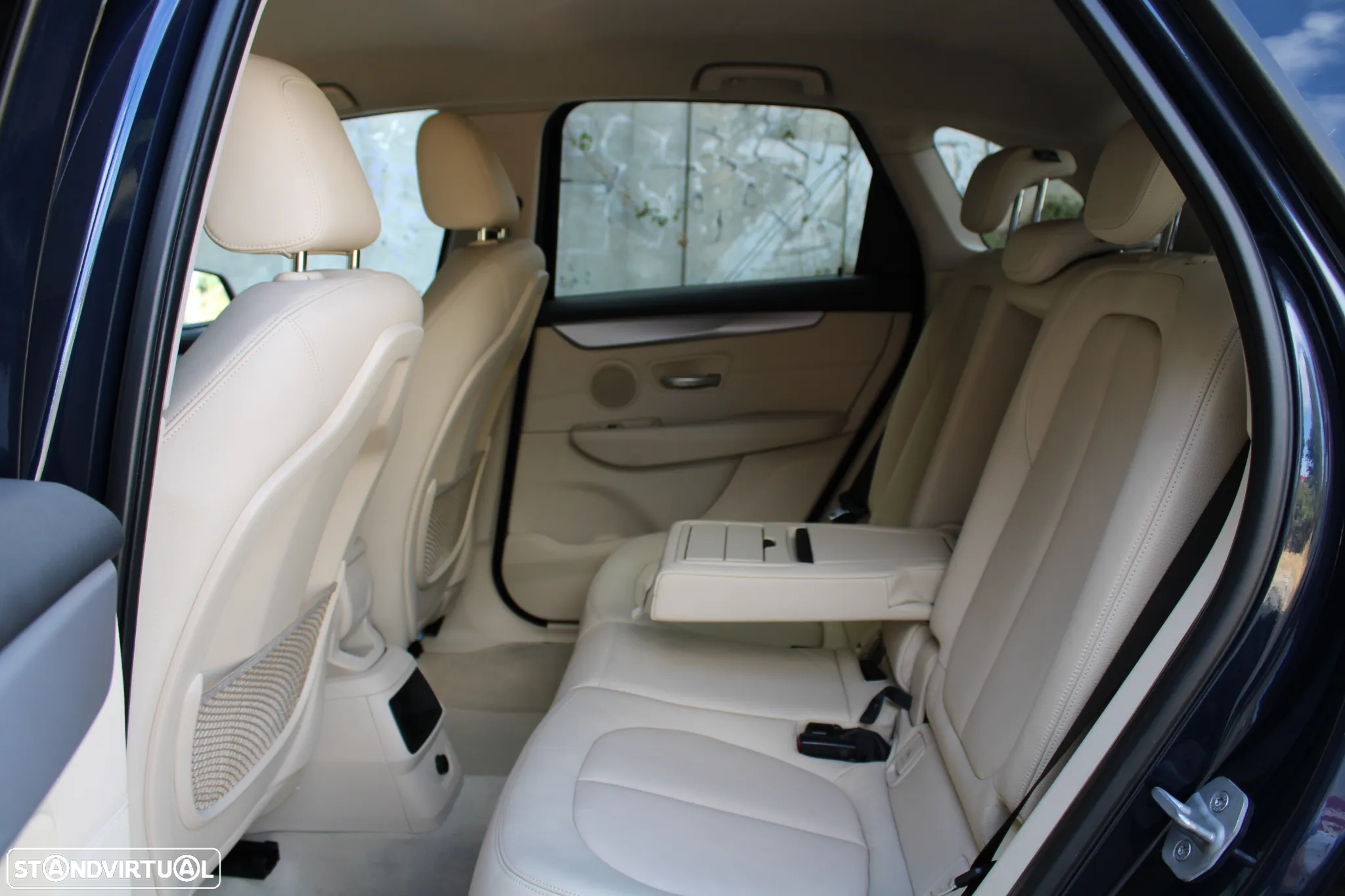BMW 218 Active Tourer d Advantage Auto - 14